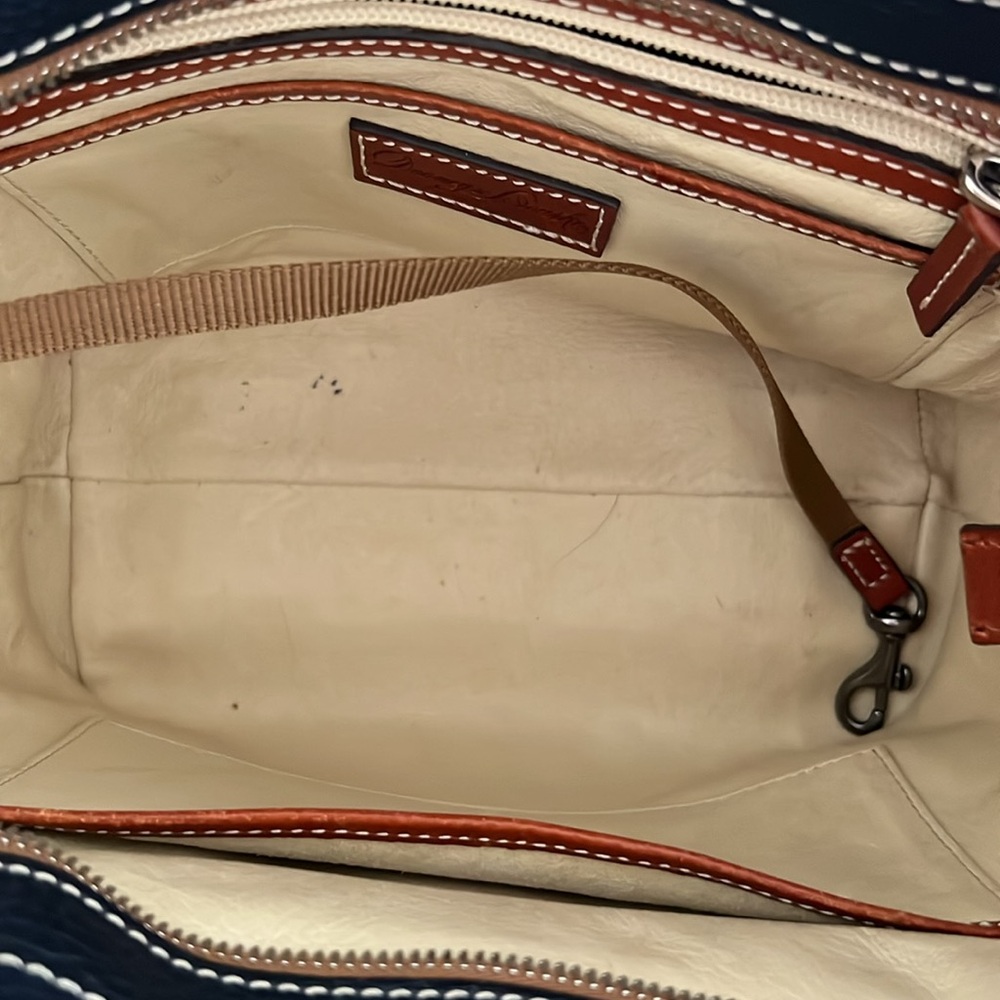 Dooney & Bourke Cambridge East West Shopper Tote - Picture 4 of 6